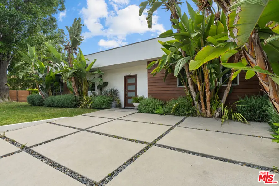 5051 Noble Avenue, Sherman Oaks, CA 91403 - #2