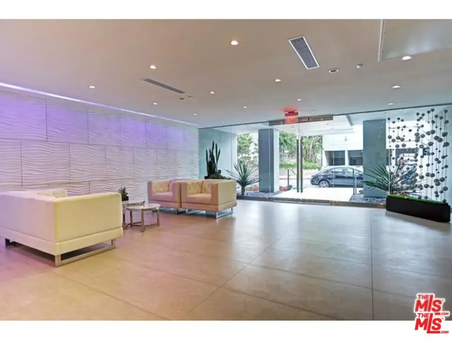 11657 Chenault Street #104 -105, Los Angeles, CA 90049 - #3