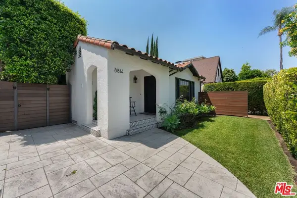 8814 Rosewood Avenue, Los Angeles, CA 90048