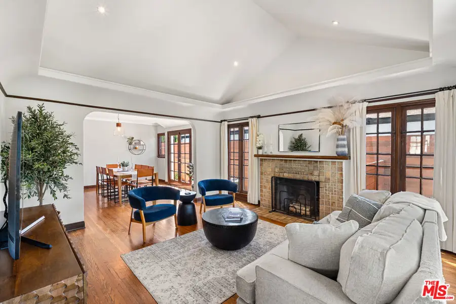 516 N Mansfield Avenue, Los Angeles, CA 90036 - #3