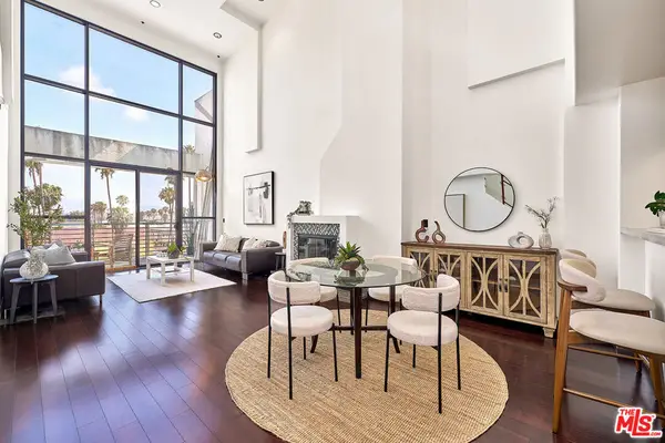 520 S Kingsley Drive #PH3, Los Angeles, CA 90020