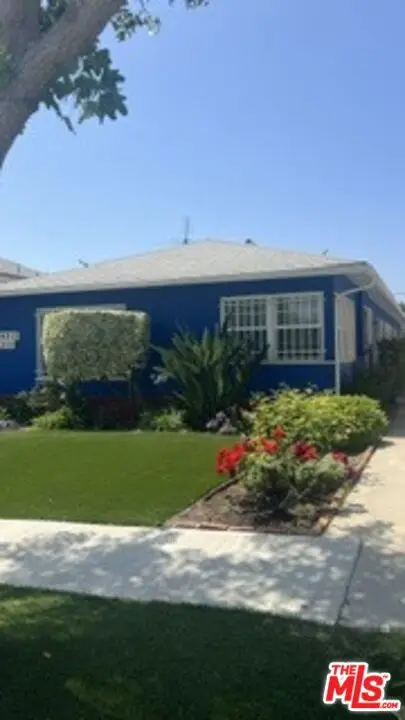 6213 S Fairfax Avenue, Los Angeles, CA 90056 - #3