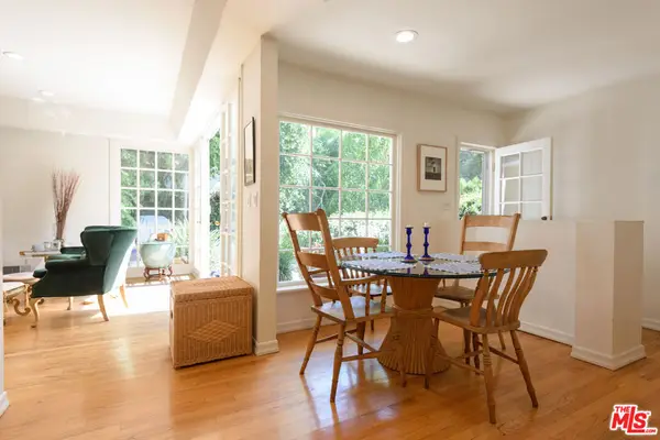 1833 Courtney Avenue, Los Angeles, CA 90046