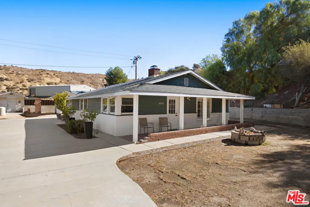 Address Withheld By Seller, Santa Clarita, CA 91390 - #1