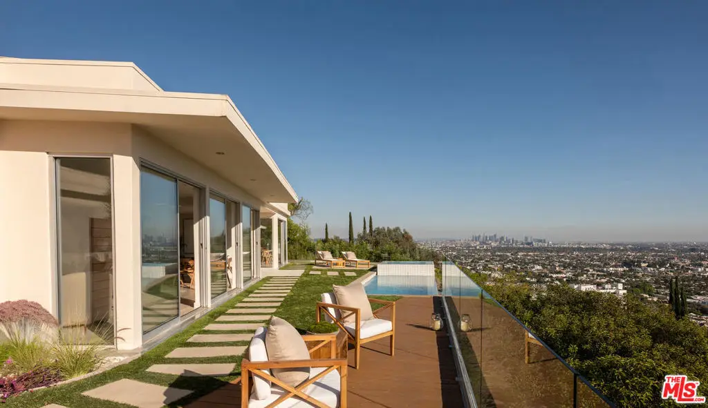 8515 Hedges Way, West Hollywood, CA 90069 - #1