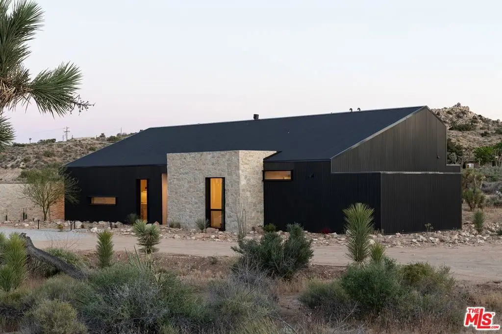 5047 Brisbane Avenue, Yucca Valley, CA 92284 - #1