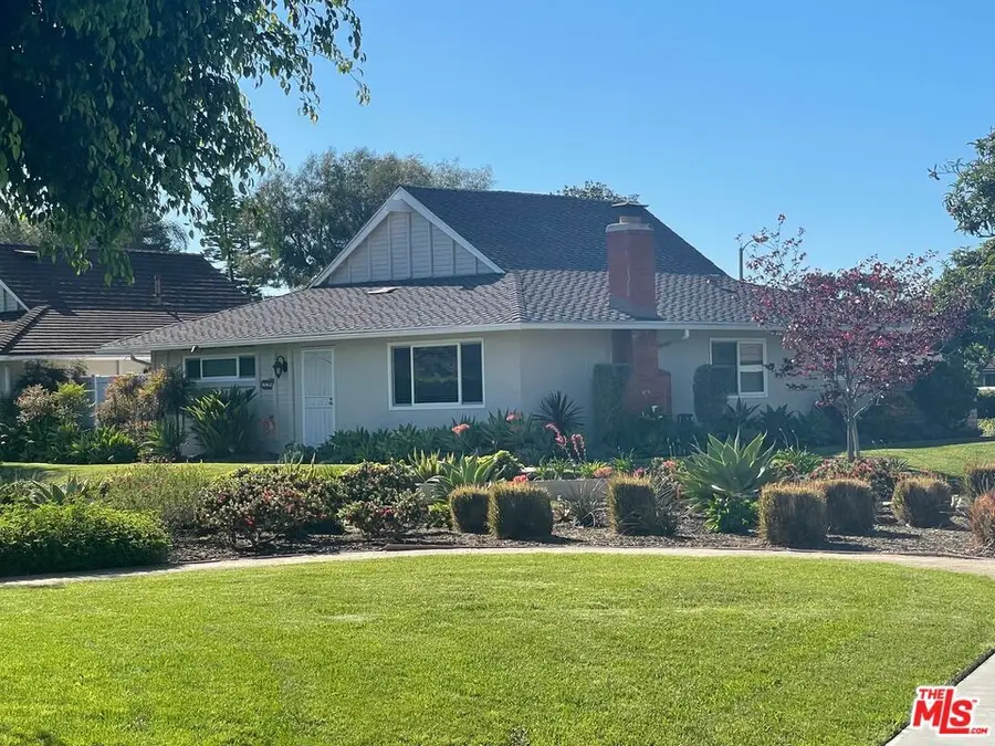16962 Agate Circle, Huntington Beach, CA 92649 - #3