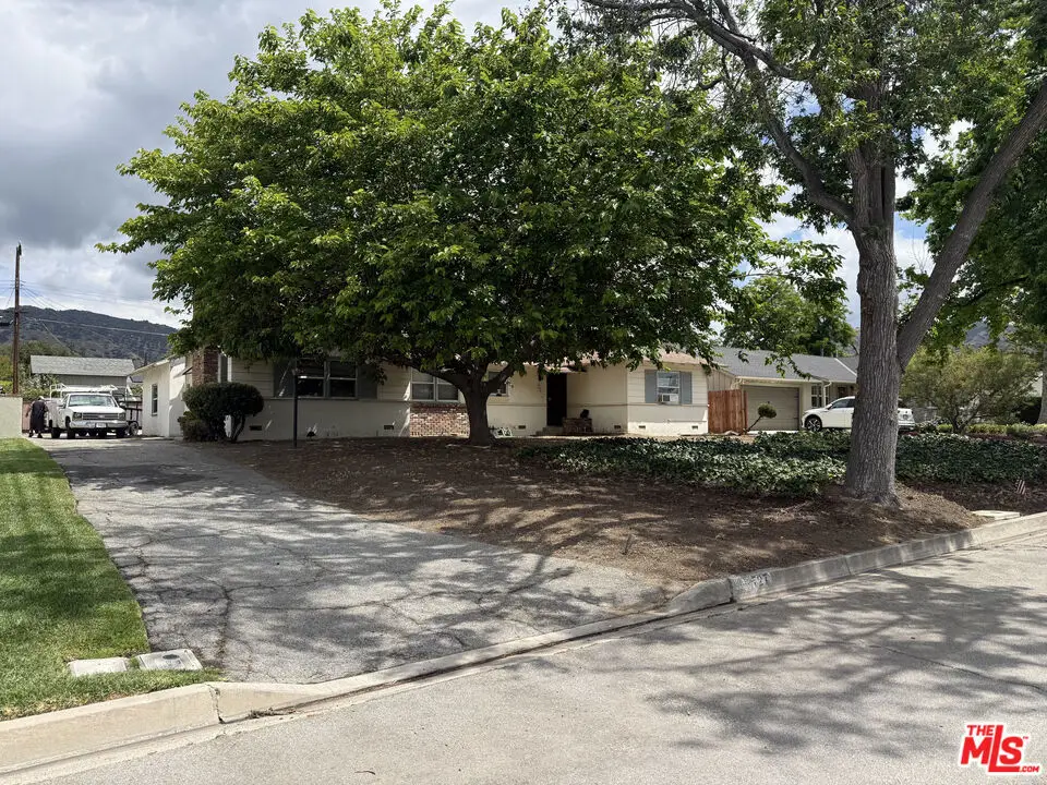 727 E Mountain View Avenue, Glendora, CA 91741 - #1