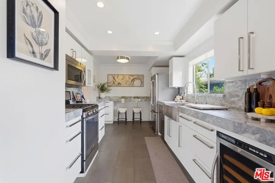1613 Manning Avenue #1, Los Angeles, CA 90024 - #2