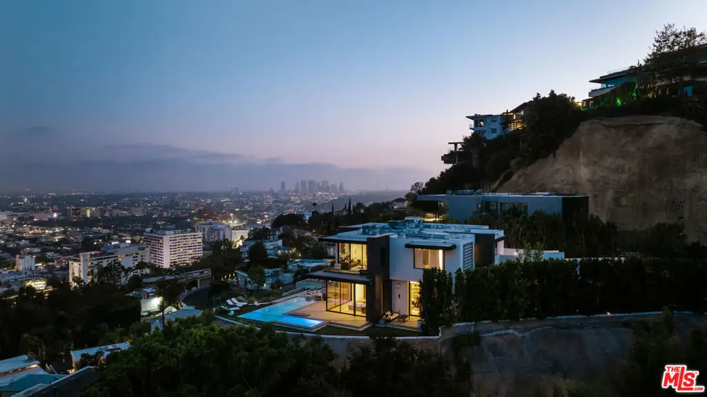 8366 Sunset View Drive, West Hollywood, CA 90069 - #1