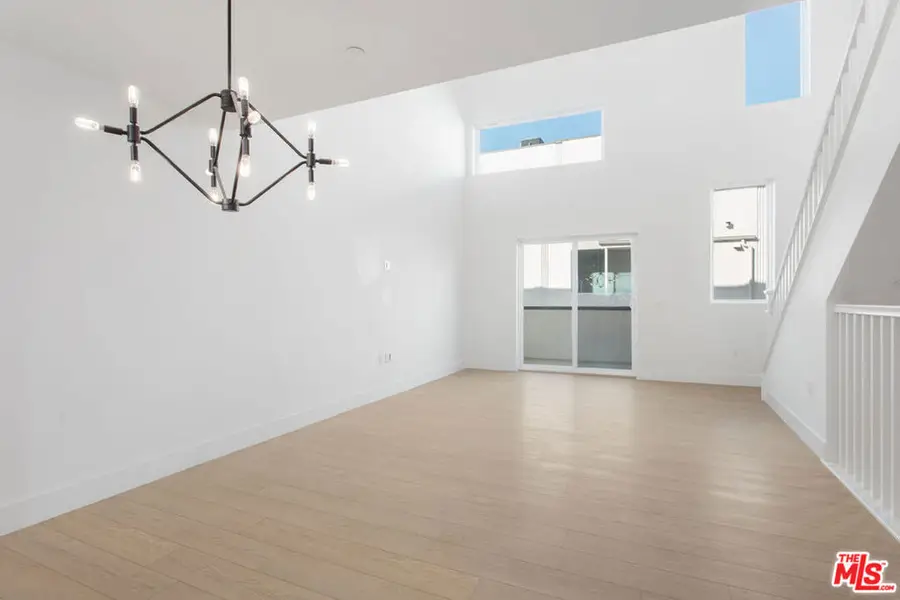 11214 W Lyon Lane #14, North Hollywood, CA 91606 - #2