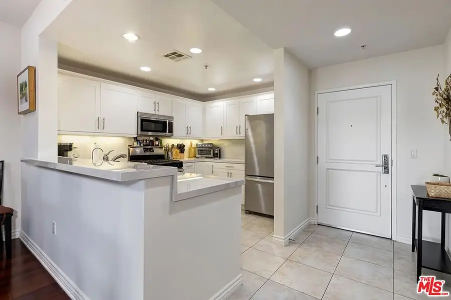 7100 Alvern Street #412, Los Angeles, CA 90045 - #3