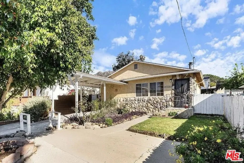 10626 Mountair Avenue, Tujunga, CA 91042 - #1