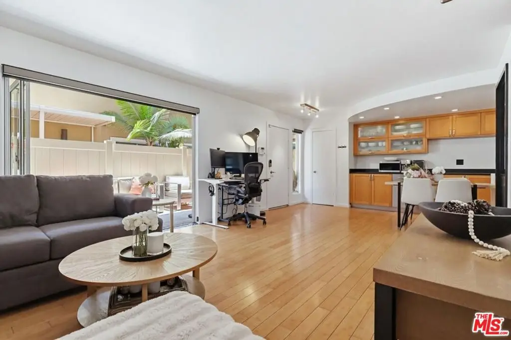 970 Palm Avenue #101, West Hollywood, CA 90069 - #1