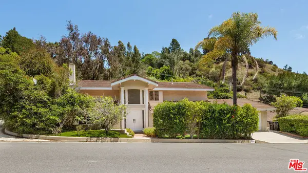 2024 San Ysidro Drive, Beverly Hills, CA 90210