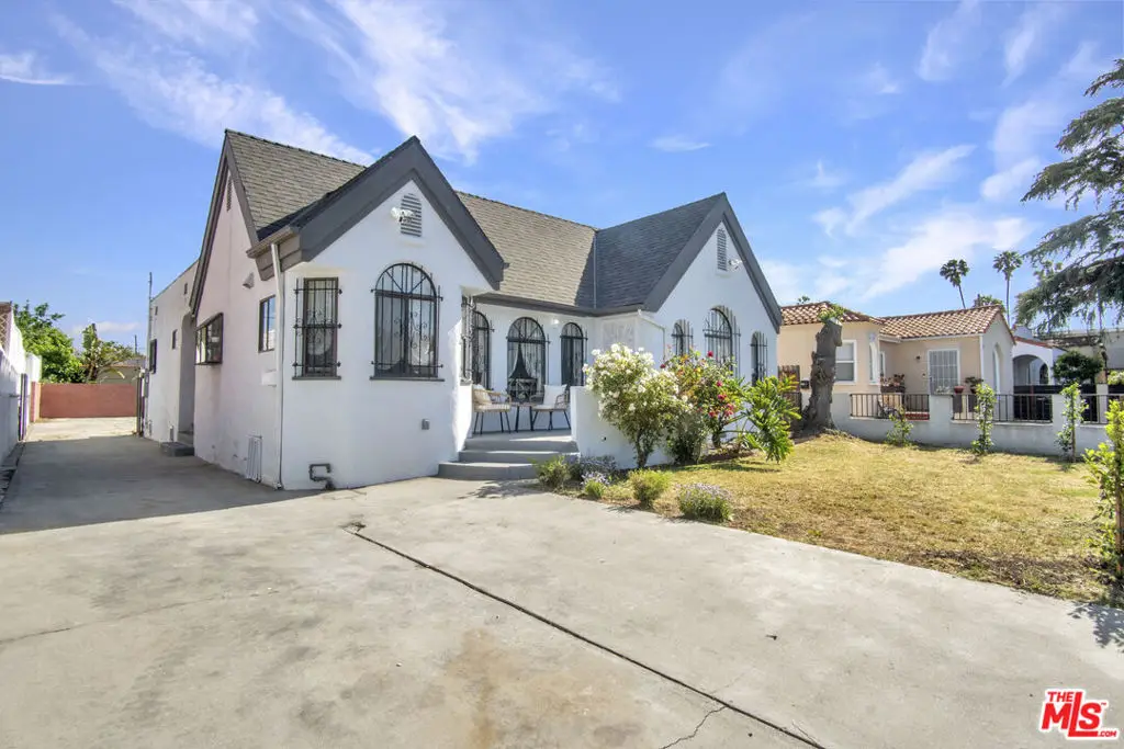 1728 W 81st Street, Los Angeles, CA 90047 - #1