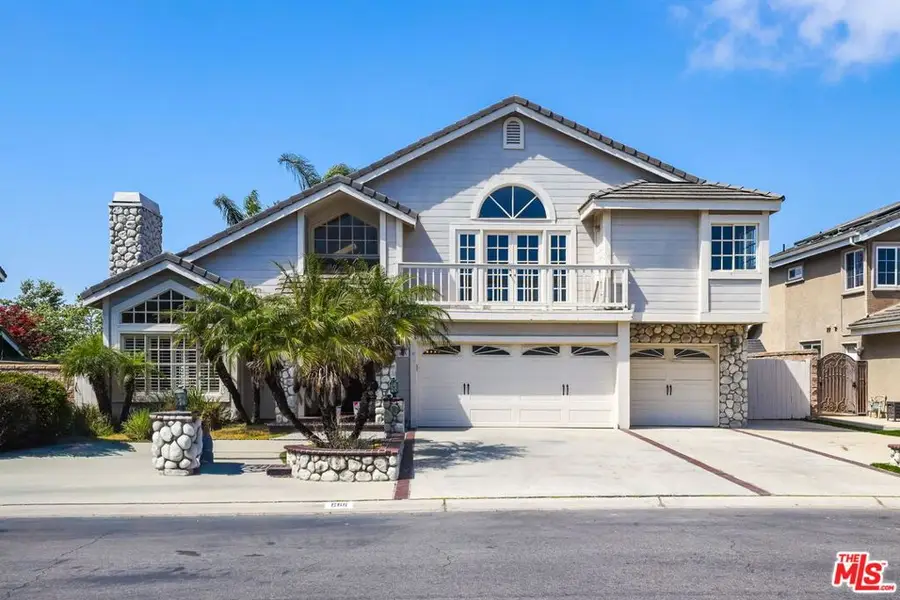 6811 Hitchingpost Circle, Huntington Beach, CA 92648 - #3