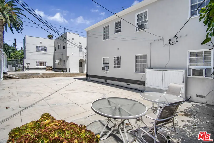 121 N Flores Street, Los Angeles, CA 90048 - #3