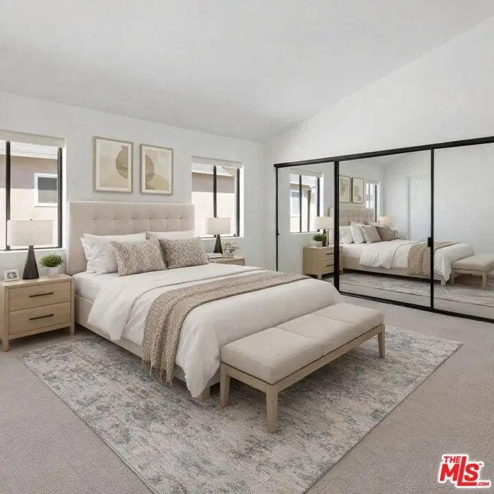 11940 Weddington Street #17, Valley Village, CA 91607 - #3