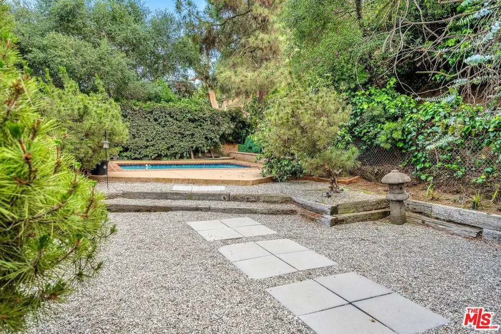 2557 Laurel Pass, Los Angeles, CA 90046 - #1