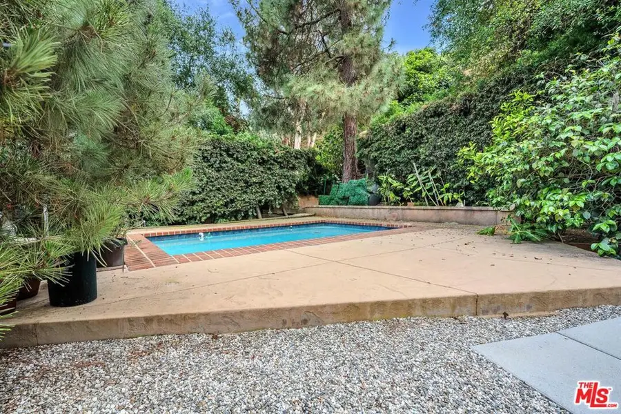 2557 Laurel Pass, Los Angeles, CA 90046 - #2