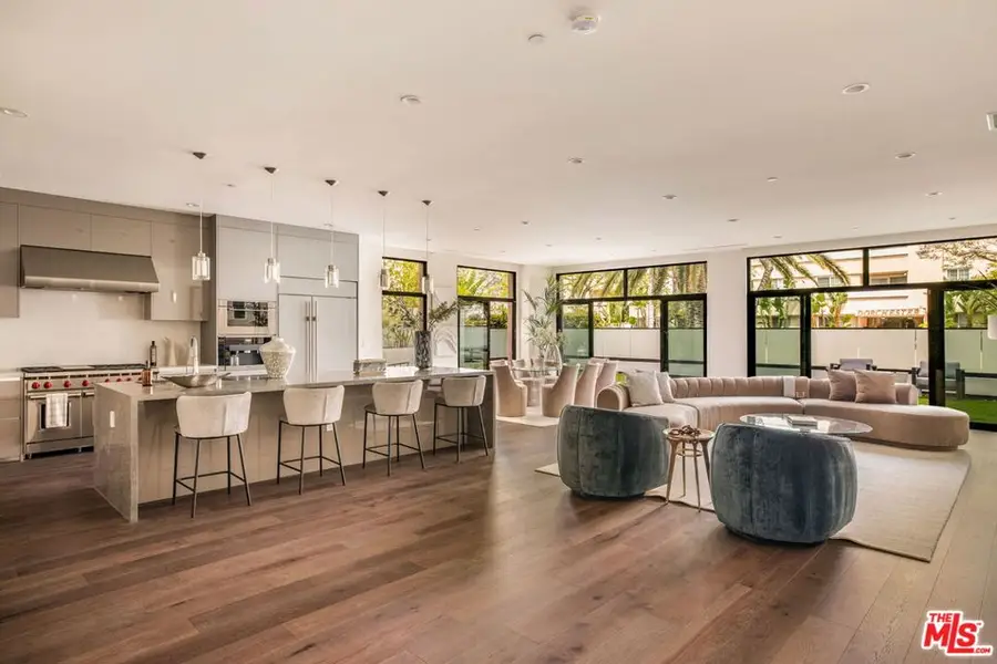 425 N Palm Drive #103, Beverly Hills, CA 90210 - #2