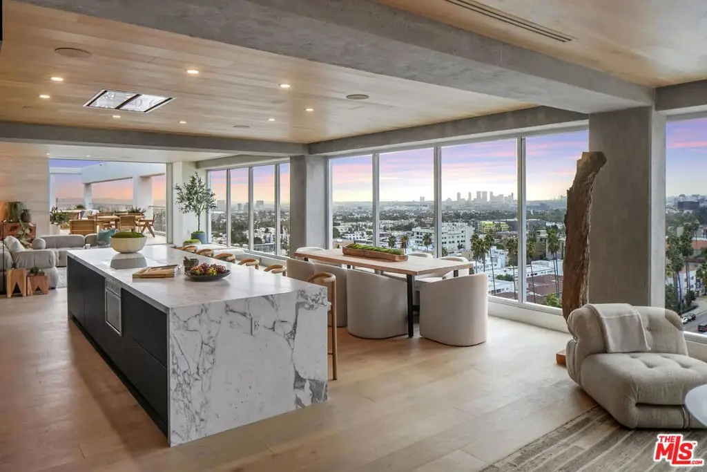 7135 Hollywood Boulevard #PHW, Los Angeles, CA 90046 - #1
