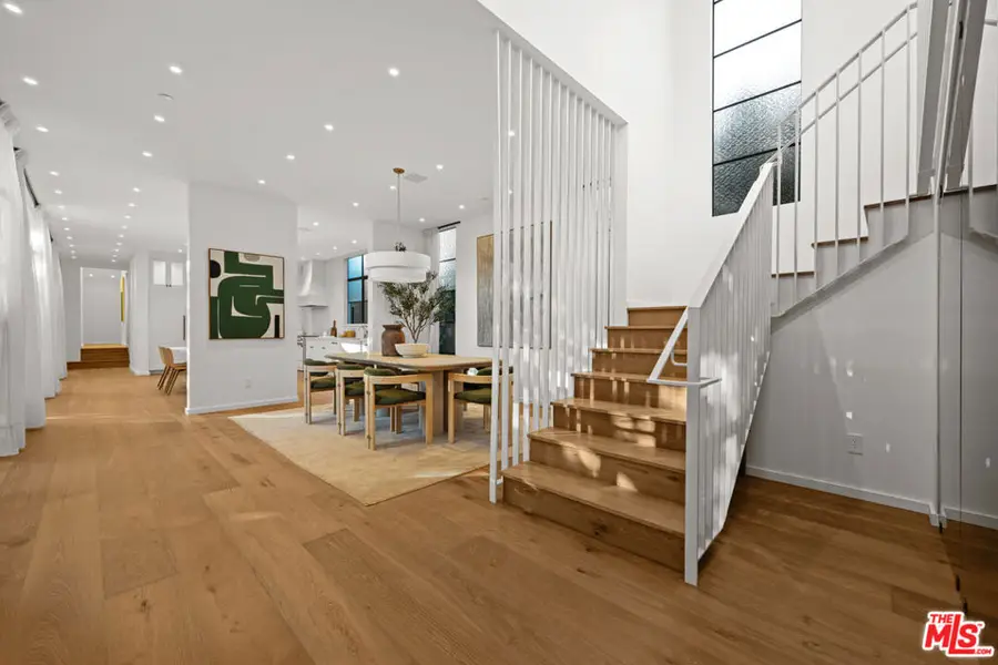 745 Sunset Avenue, Venice, CA 90291 - #3