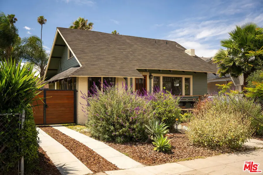 2122 W 29th Street, Los Angeles, CA 90018 - #2