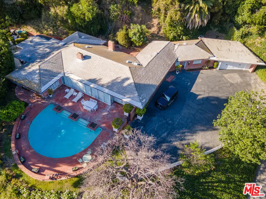 1114 Calle Vista Drive, Beverly Hills, CA 90210 - #2