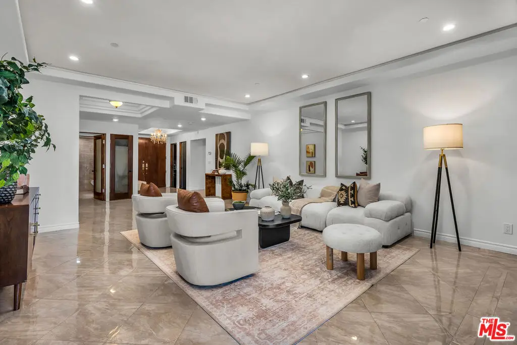 125 N Gale Drive #306, Beverly Hills, CA 90211 - #1