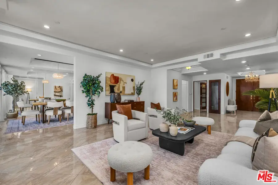 125 N Gale Drive #306, Beverly Hills, CA 90211 - #3