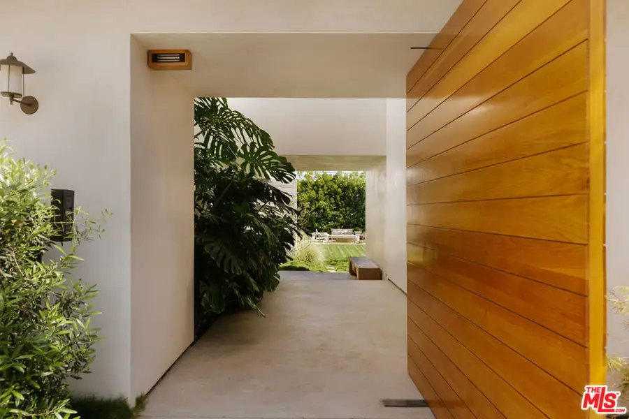 3062 Queensbury Drive, Los Angeles, CA 90064 - #3