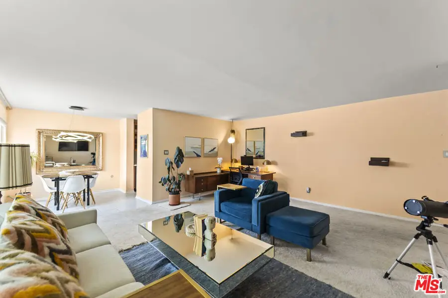 960 Larrabee Street #222, West Hollywood, CA 90069 - #3