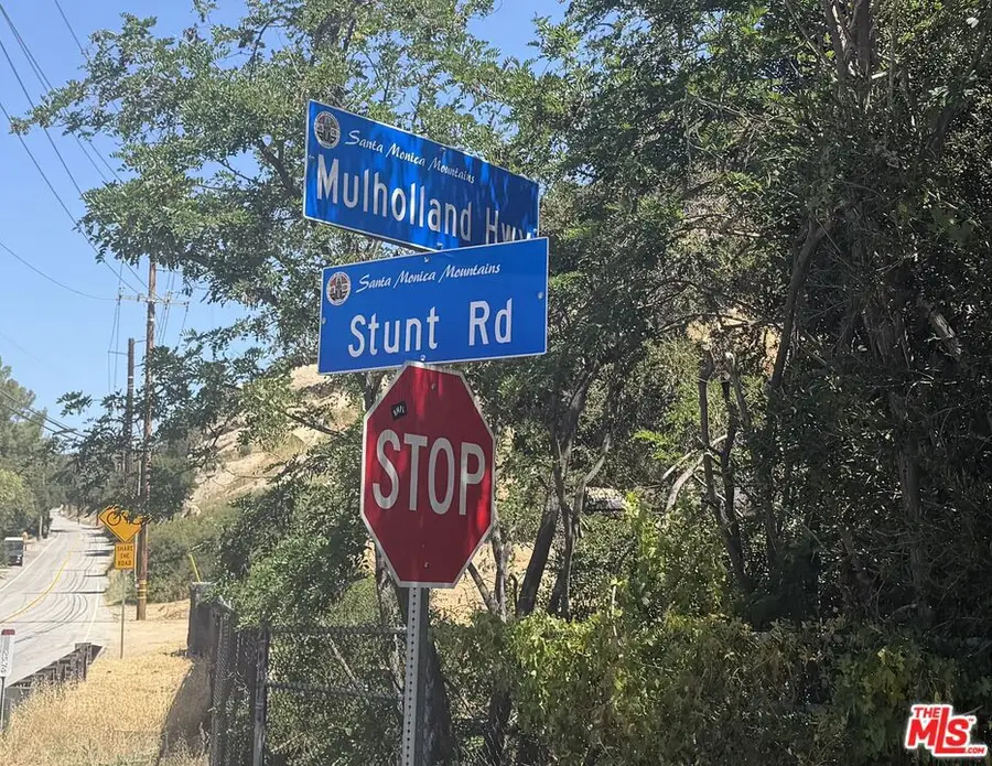 2116 Stunt Road, Calabasas, CA 91302 - #3