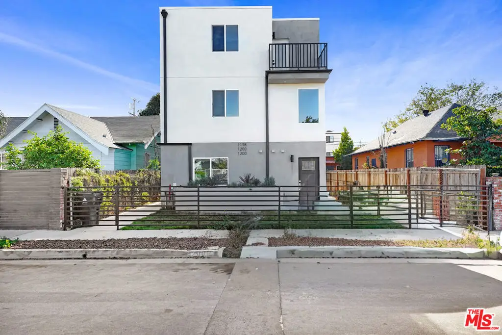 1200 W 38th Street, Los Angeles, CA 90037 - #1