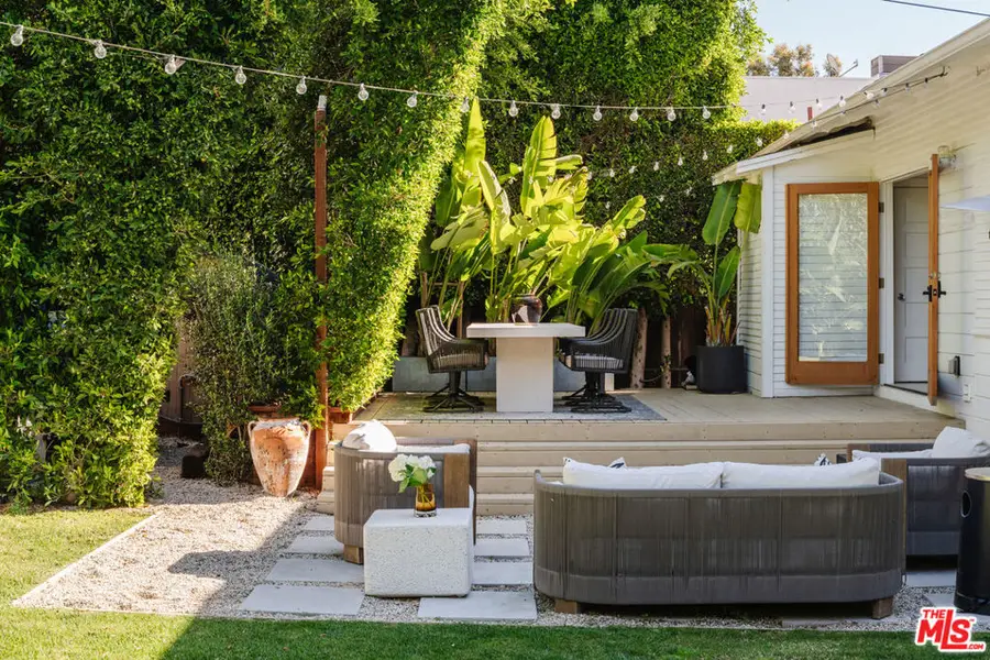 1163 Nelrose Avenue, Venice, CA 90291 - #2