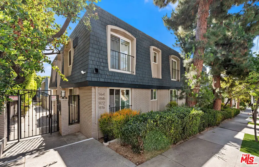 964 Larrabee Street #102, West Hollywood, CA 90069 - #1