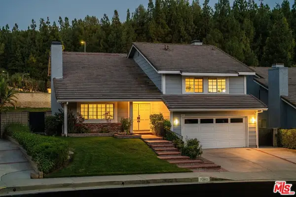 7262 Elmsbury Lane, West Hills, CA 91307