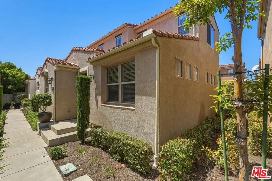 20244 Pienza Lane, Porter Ranch, CA 91326 - #2