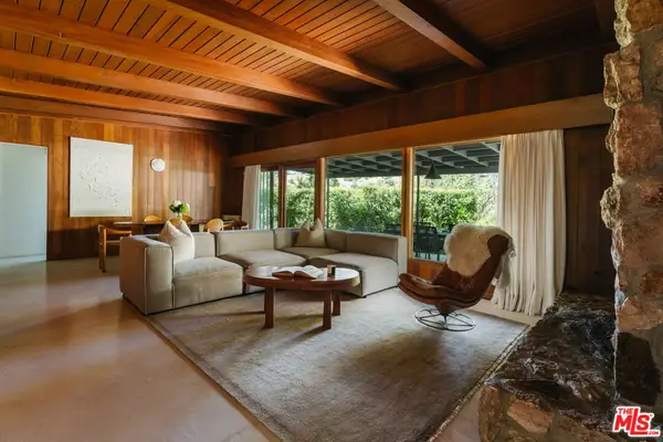 15256 Rayneta Drive, Sherman Oaks, CA 91403
