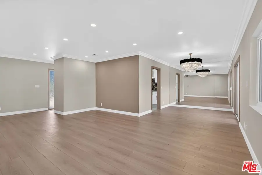 1126 N Central Avenue #101, Glendale, CA 91202 - #2