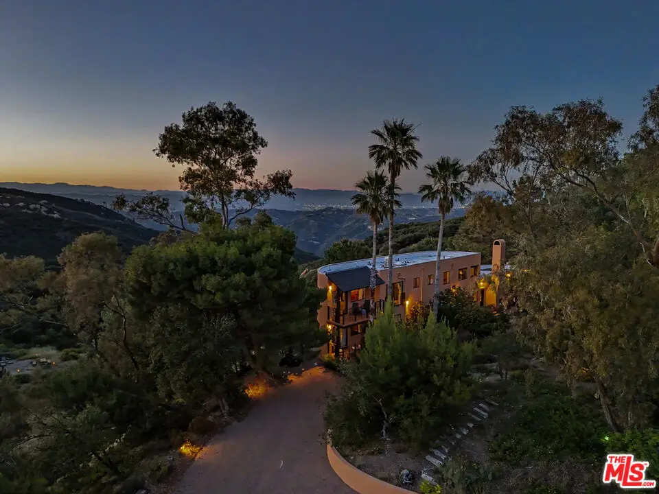 22067 Saddle Peak Road, Topanga, CA 90290 - #1