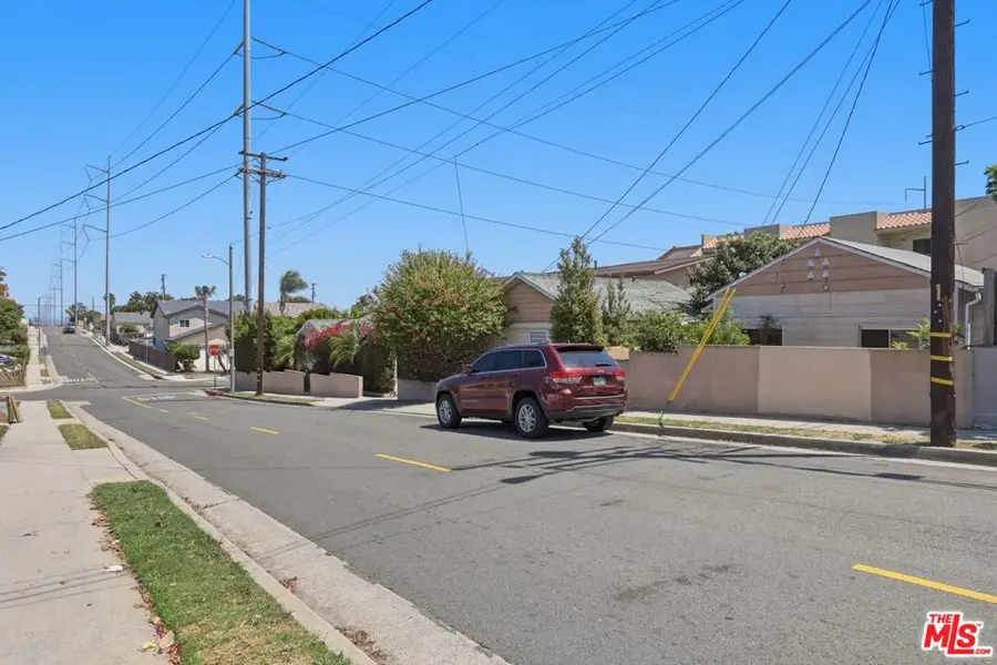 17202 Grevillea Avenue, Lawndale, CA 90260 - #3