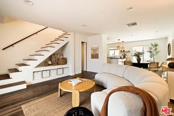 1906 W Victory Boulevard #9, Burbank, CA 91506