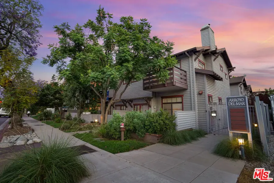 384 E Del Mar Boulevard, Pasadena, CA 91101 - #2