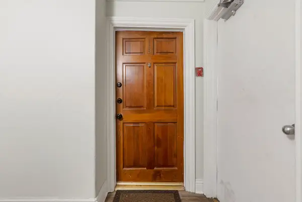 18307 Burbank Boulevard #118, Tarzana, CA 91356