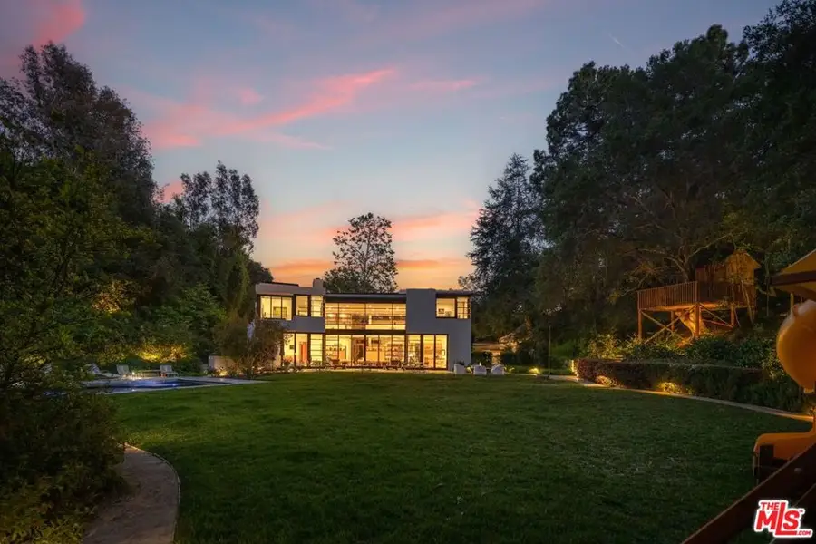 645 Tuallitan Road, Los Angeles, CA 90049 - #3