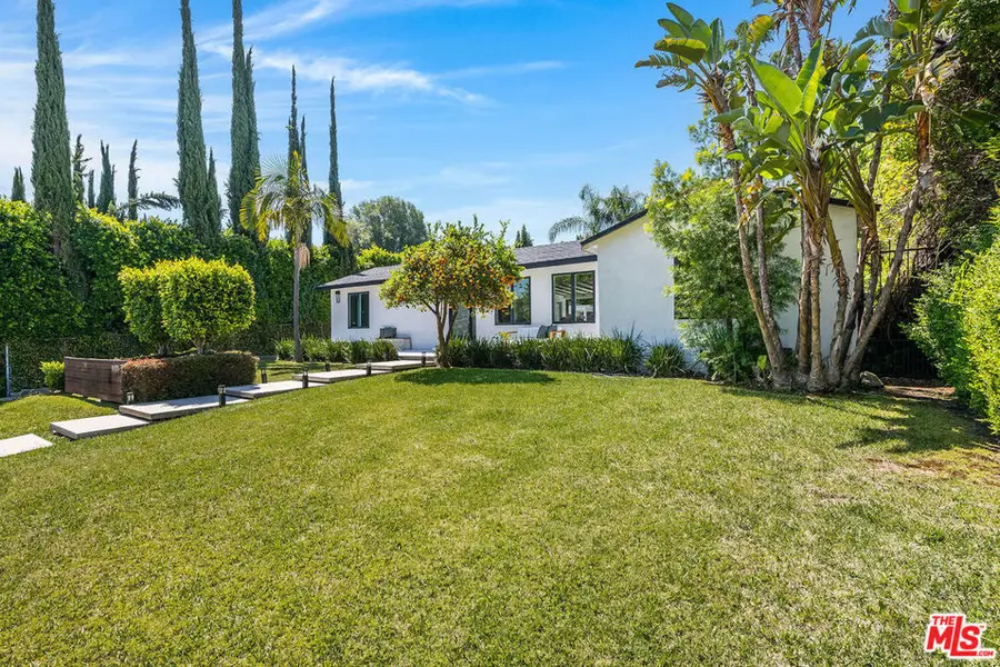 14806 Greenleaf Street, Sherman Oaks, CA 91403 - #2