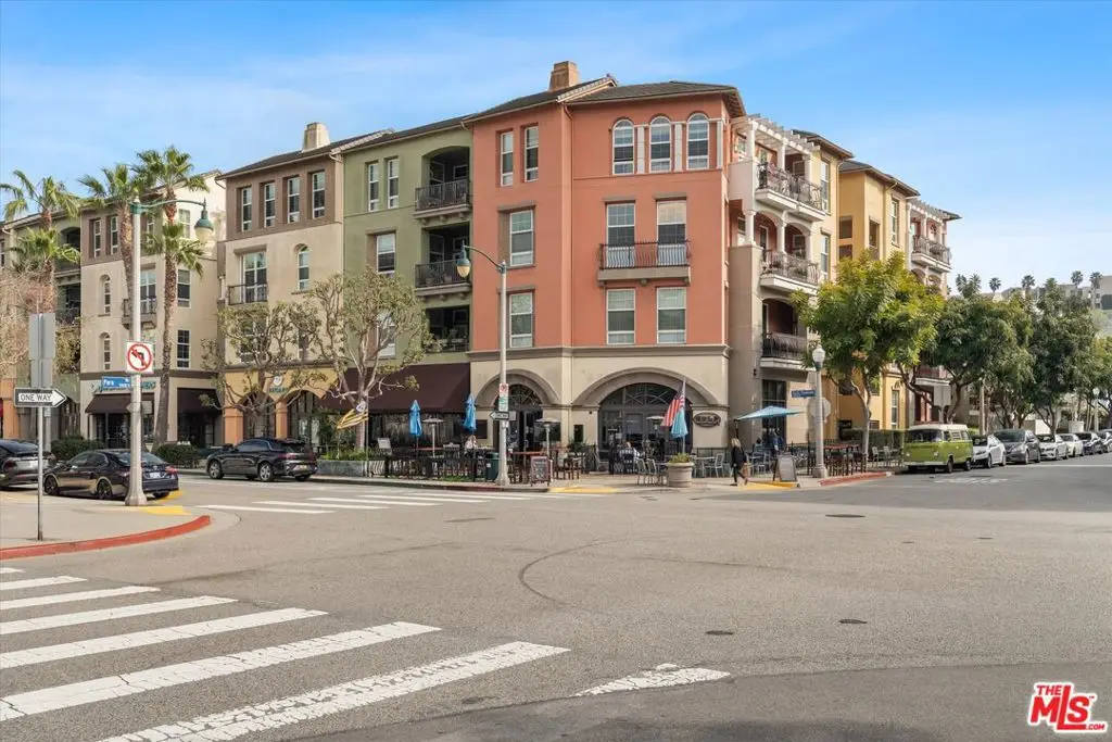 13020 Pacific #105, Playa Vista, CA 90094 - #1